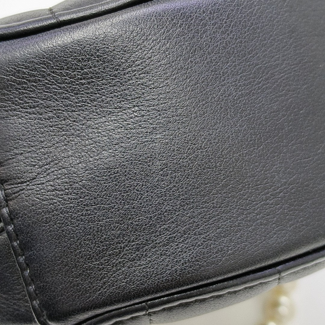 ROUND Mini Quilted Calfskin Black
