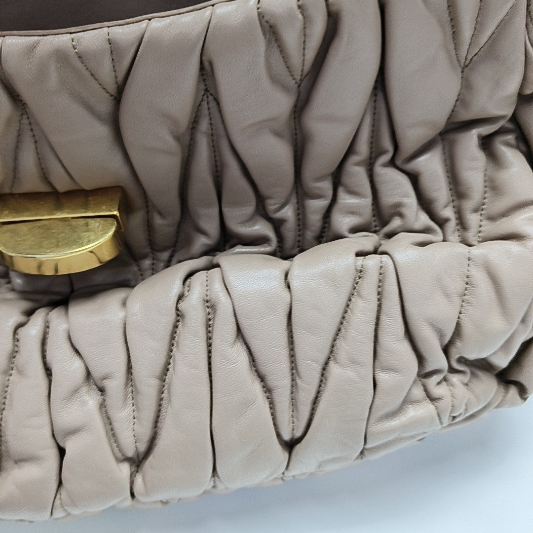 Quilted Lambskin Shoulder Bag Pink
