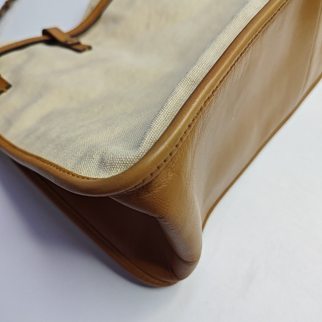Canvas Beige
