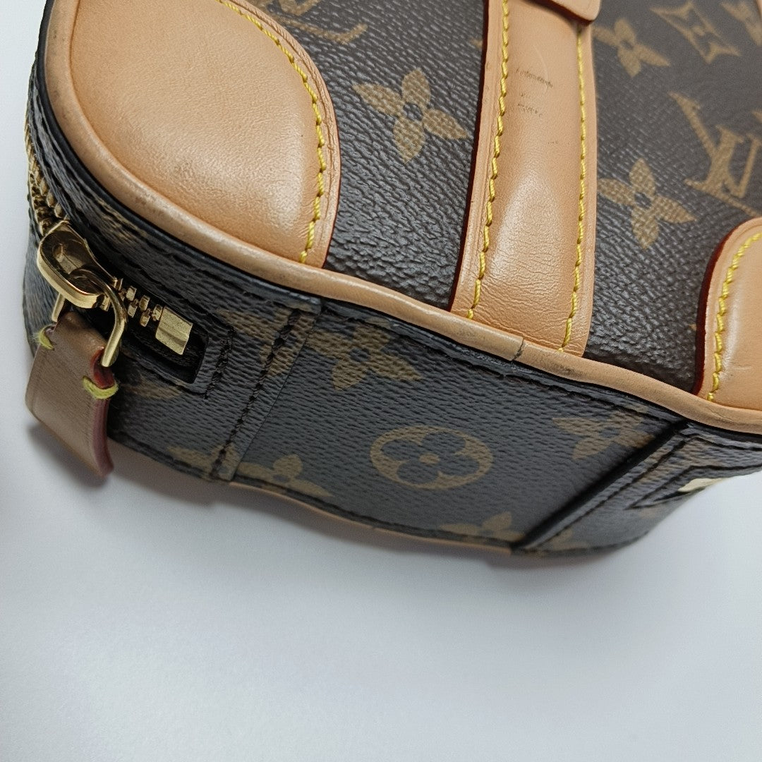 VALISETTE Monogram Coated Canvas Brown