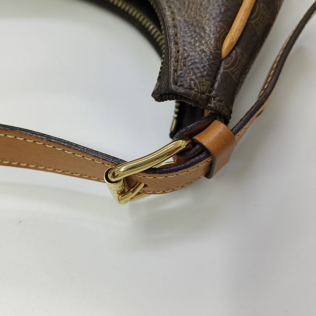 AVA Medium Coated Canvas Brown