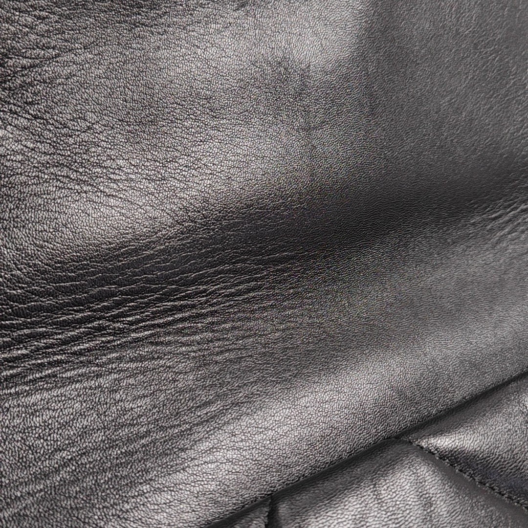 CHANEL 19 Maxi Quilted Lambskin Black