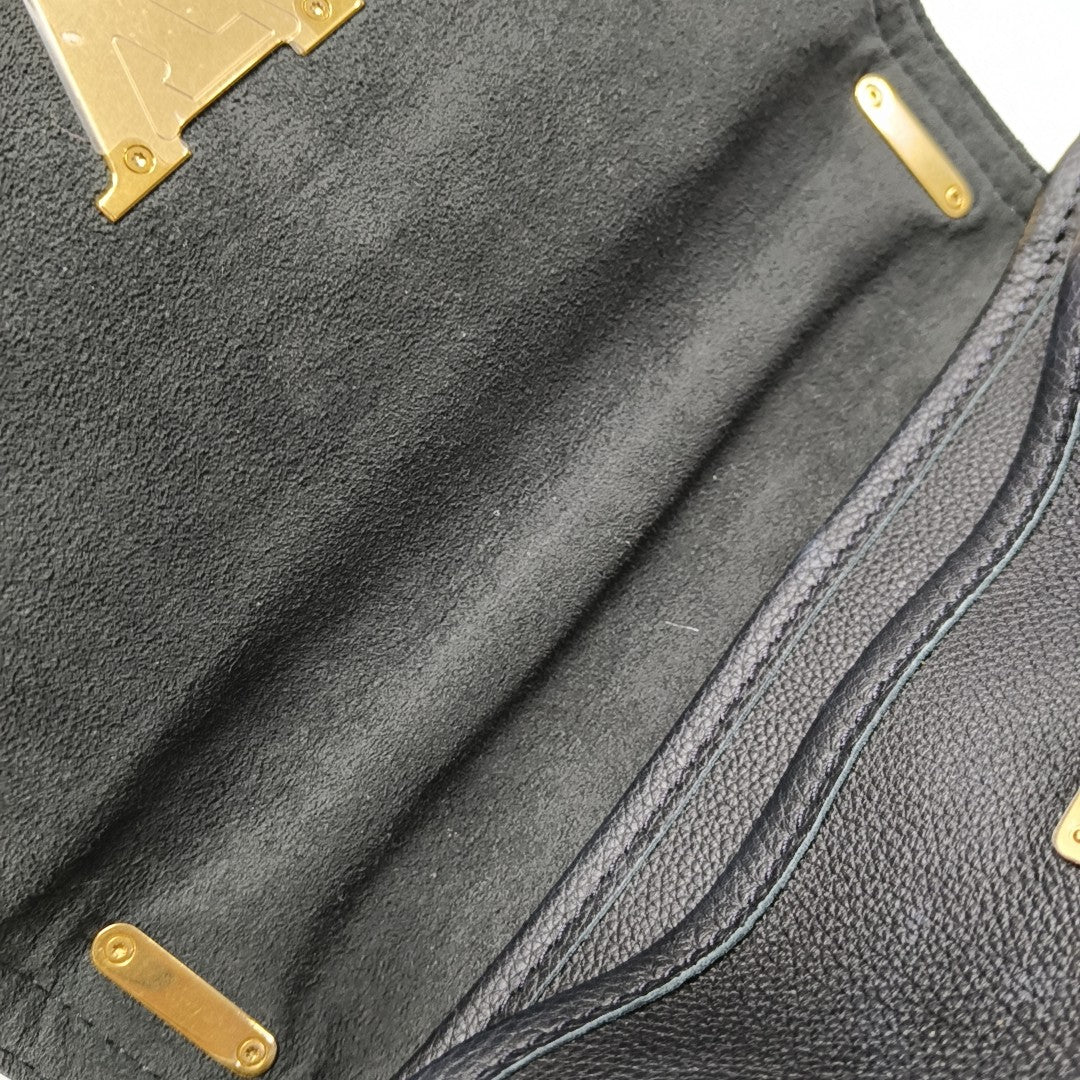 LOCKME TENDER PM Calfskin Black