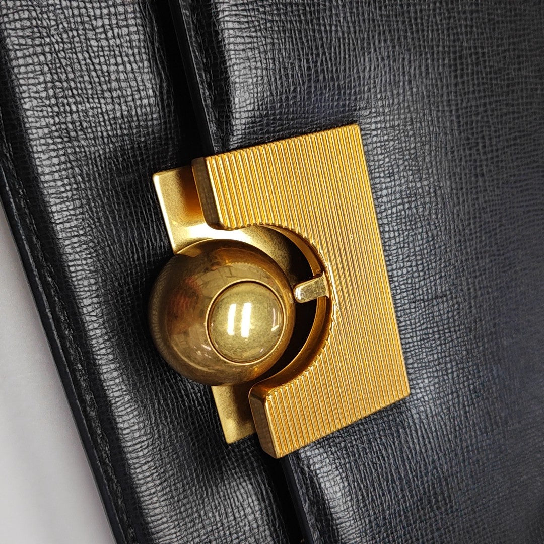 BV Classic Calfskin Black