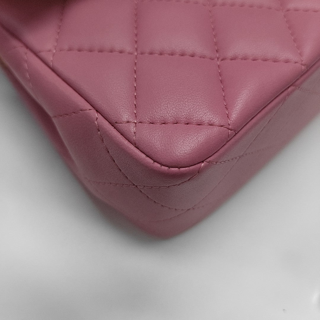 CLASSIC FLAP Mini Quilted Lambskin Pink