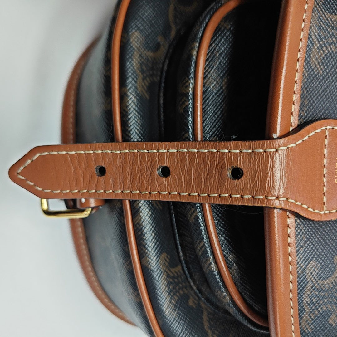 FOLCO Medium Coated Canvas Brown