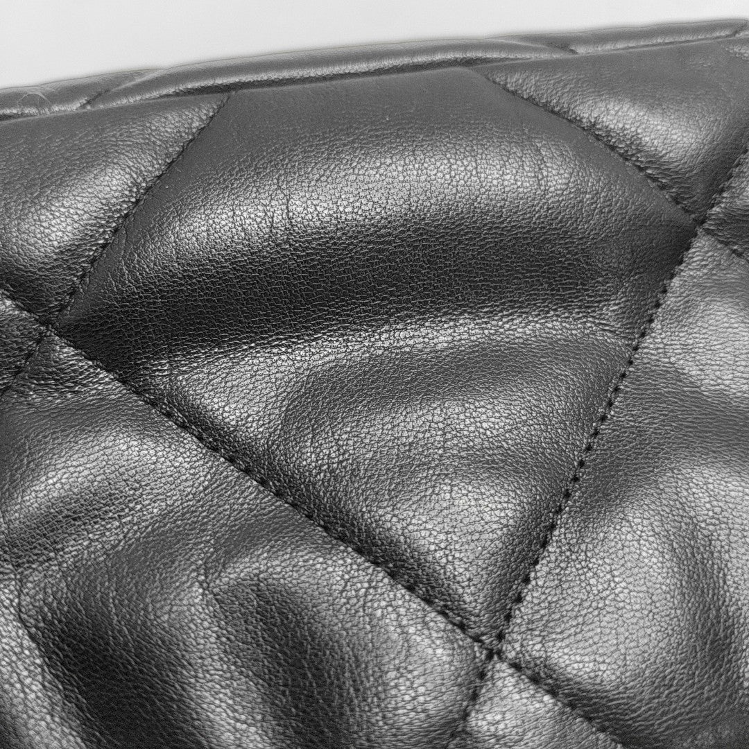 CHANEL 19 Small Quilted Lambskin Black