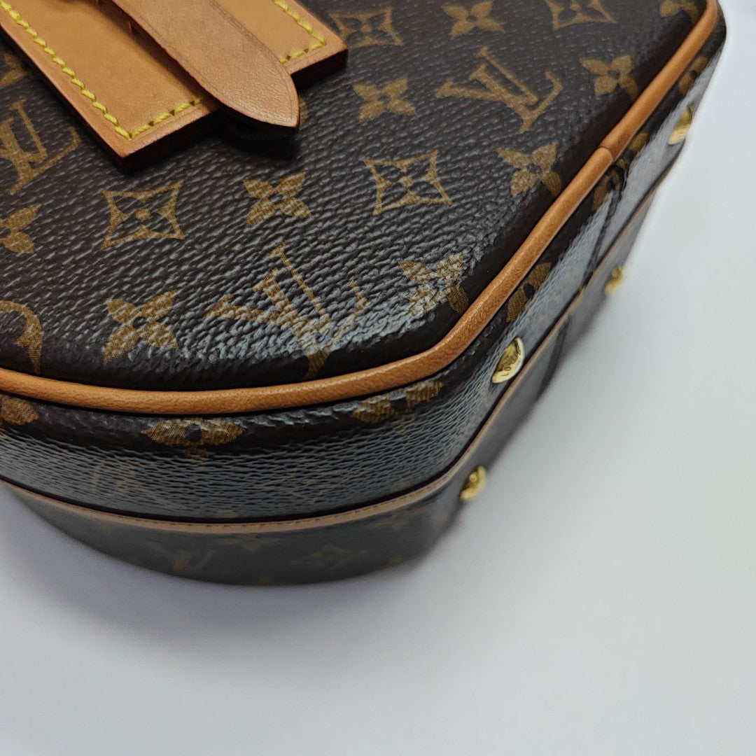BOITE CHAPEAU PM Monogram Coated Canvas Brown