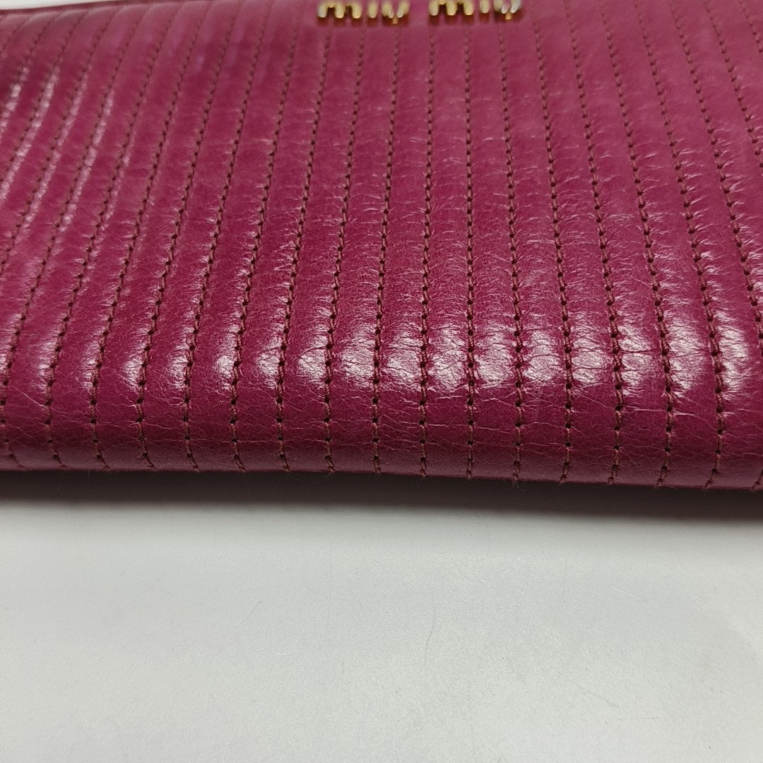 Miu Délice Quilted Lambskin Red Wallet
