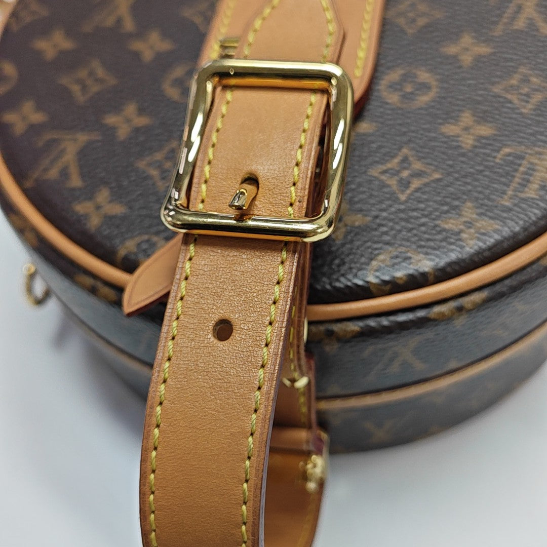 BOITE CHAPEAU PM Monogram Coated Canvas Brown