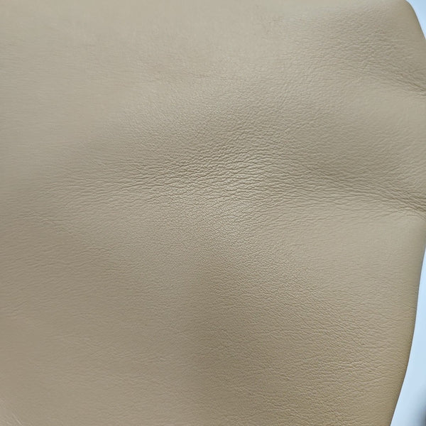 Point Calfskin Beige