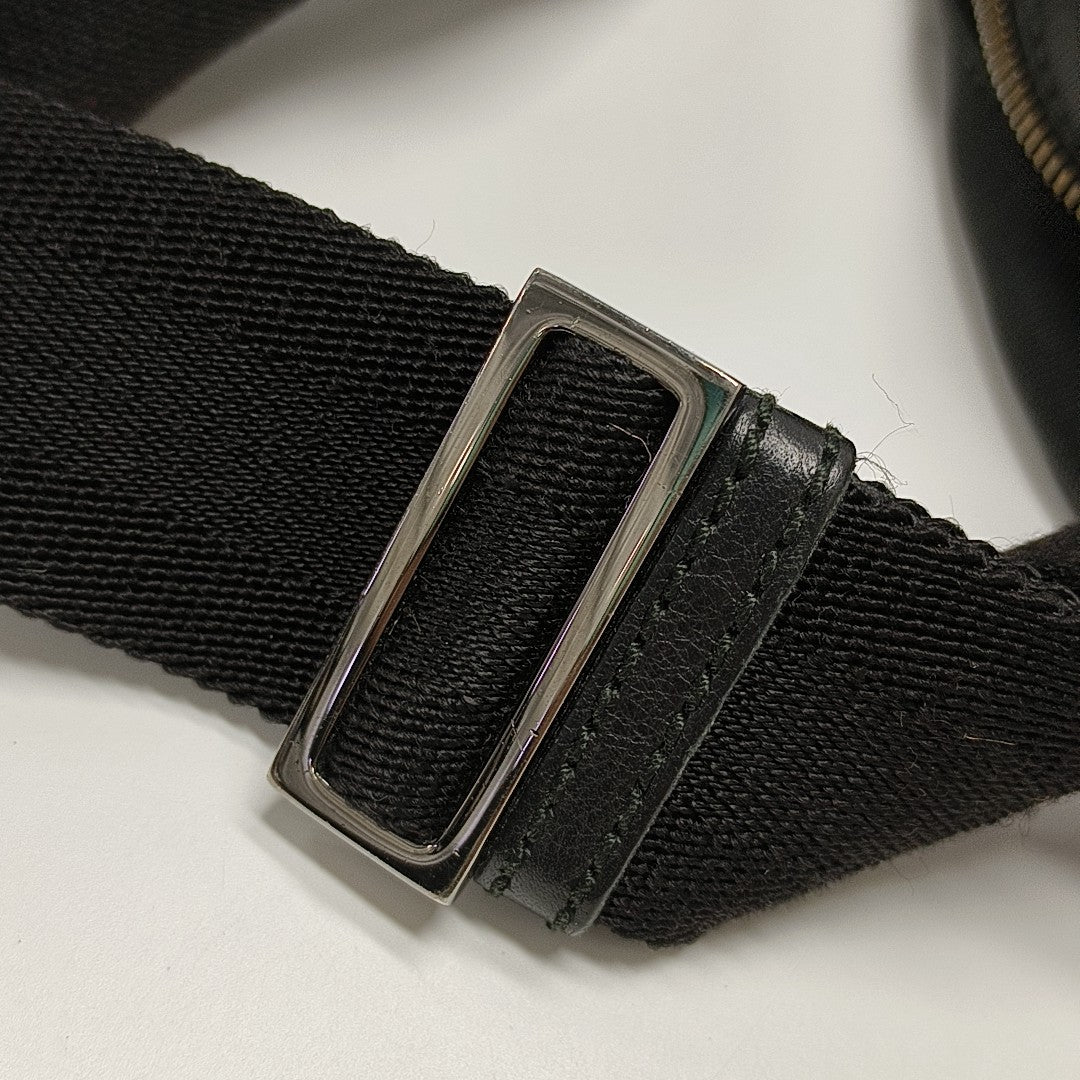 Messenger Fabric Black