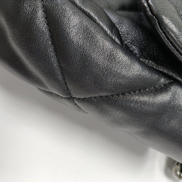 CHANEL 19 Large Quilted Lambskin Black