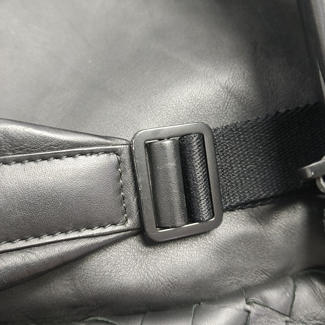 Calfskin Backpack Medium Black