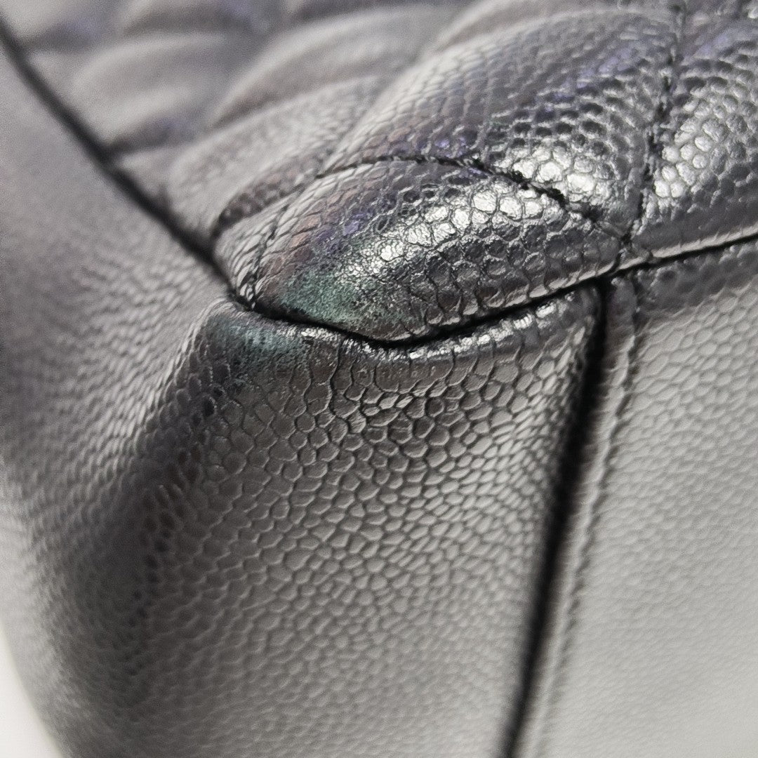 CHANEL GST Large Quilted Grained Calfskin Black