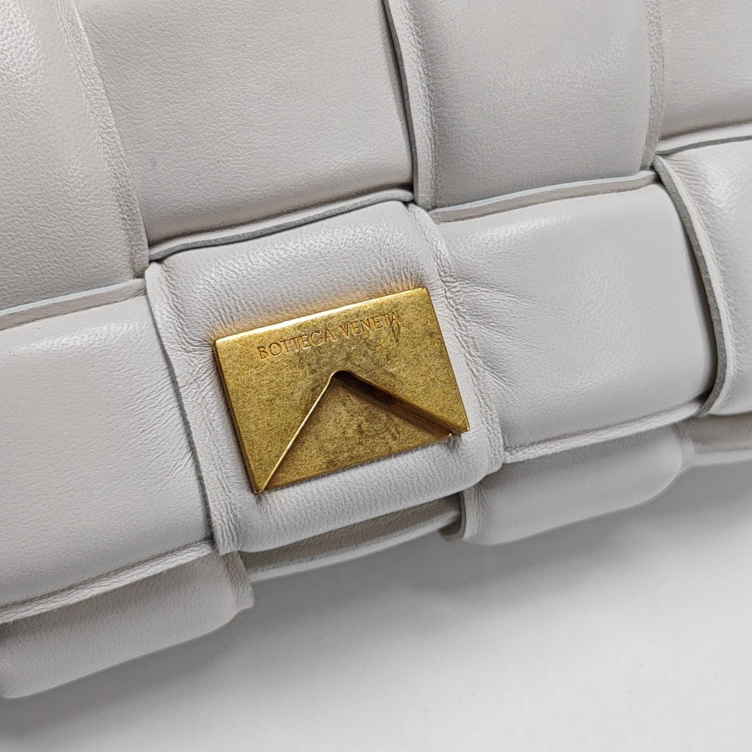 Cassette Medium Lambskin White