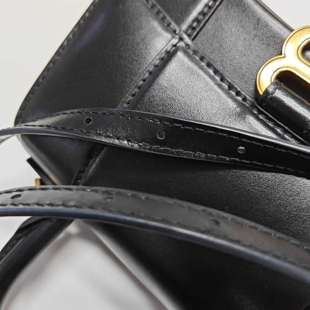 Hourglass XS Calfskin Black