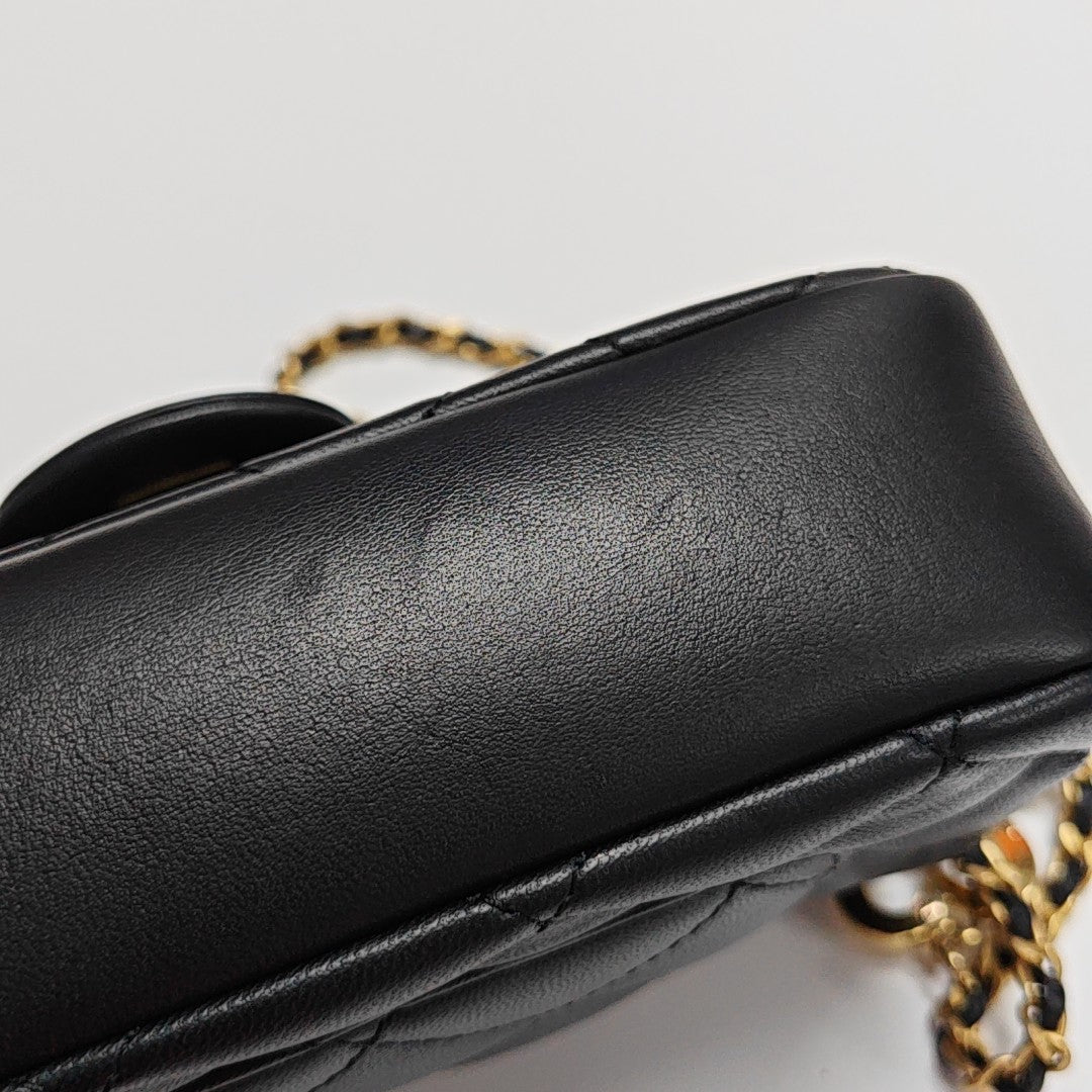 CLASSIC FLAP Small Quilted Lambskin Black