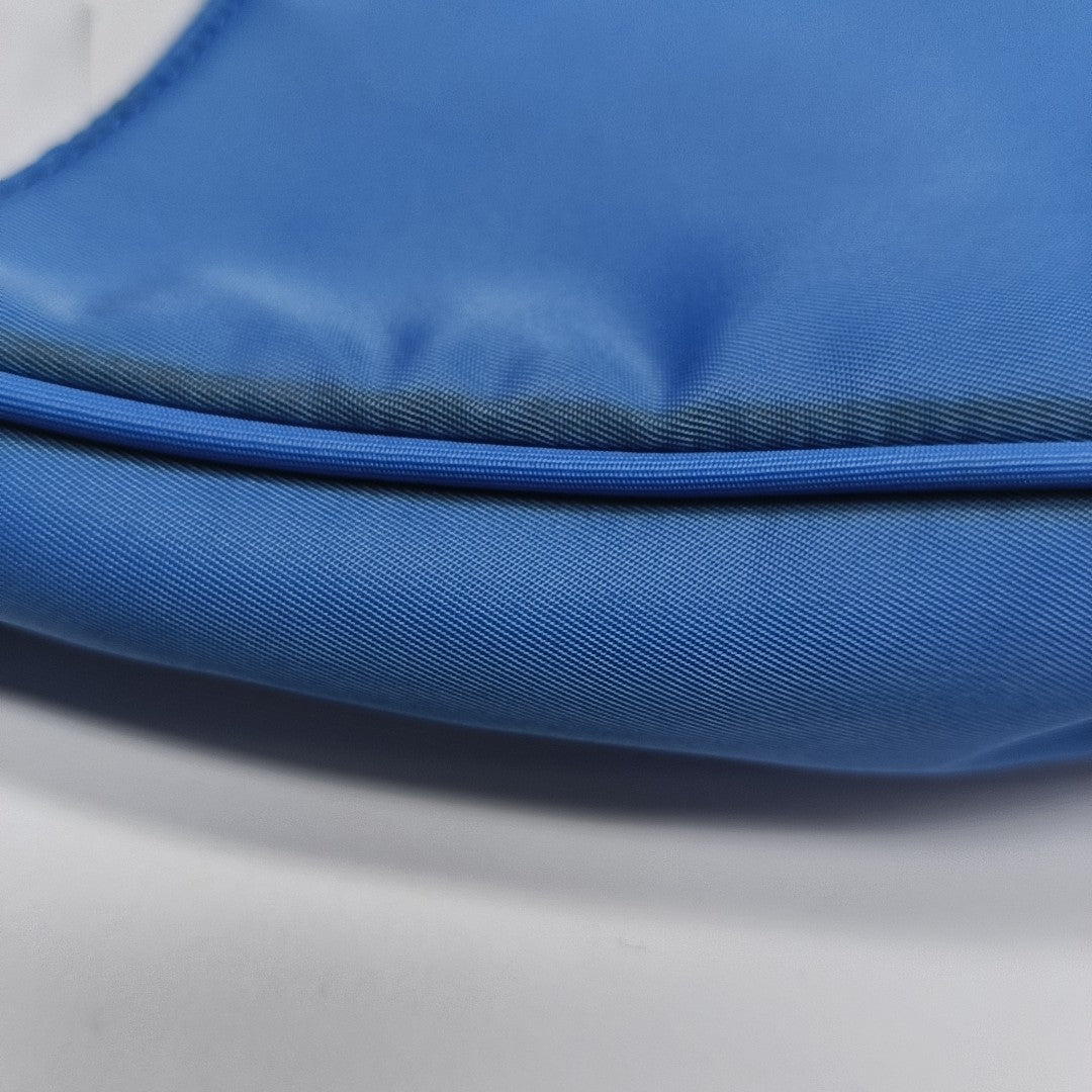 Re-Edition2000 Mini Nylon Blue