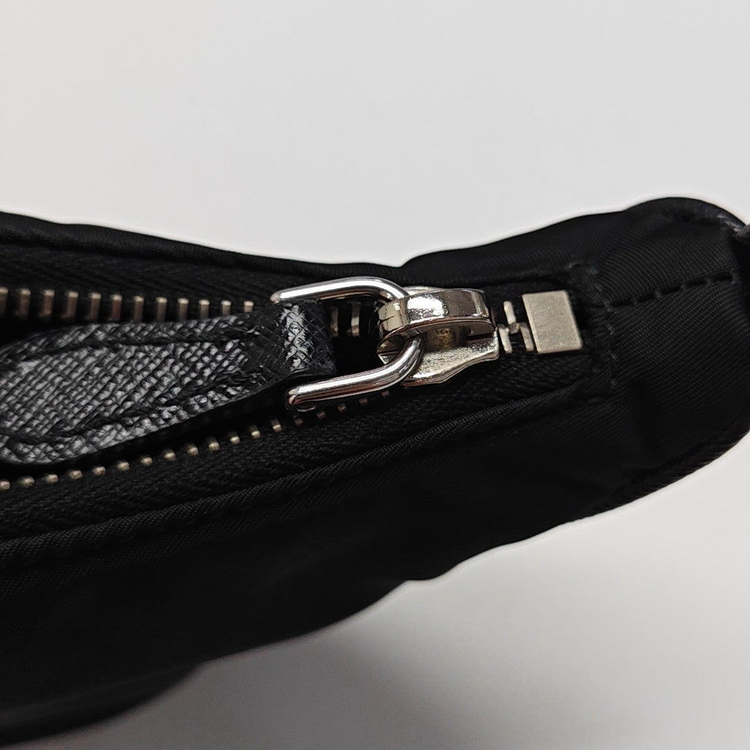 Re-Edition2005 Mini Nylon Black