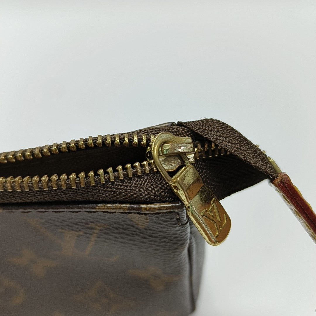 ACCESSOIRES GM Monogram Coated Canvas Brown