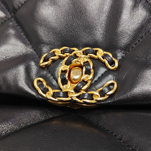 CHANEL 19 Medium Quilted Lambskin Black