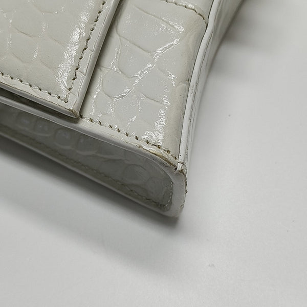 Hourglass Wallet On Chain Mini Calfskin White