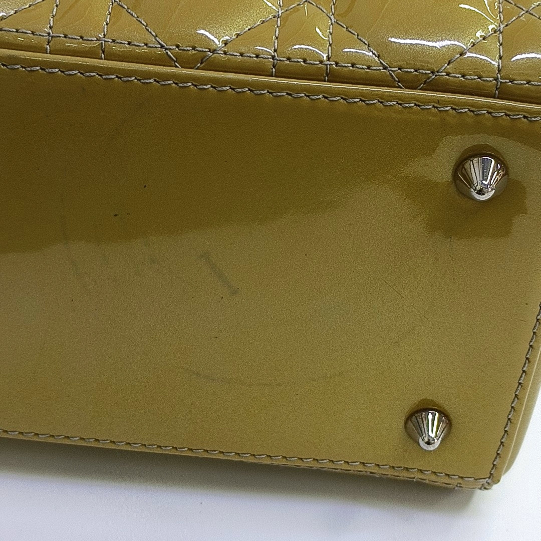 Authenticated pre-owned  Lady Dior Medium Quilted Patent Leather Green - Tote Bag at Looply