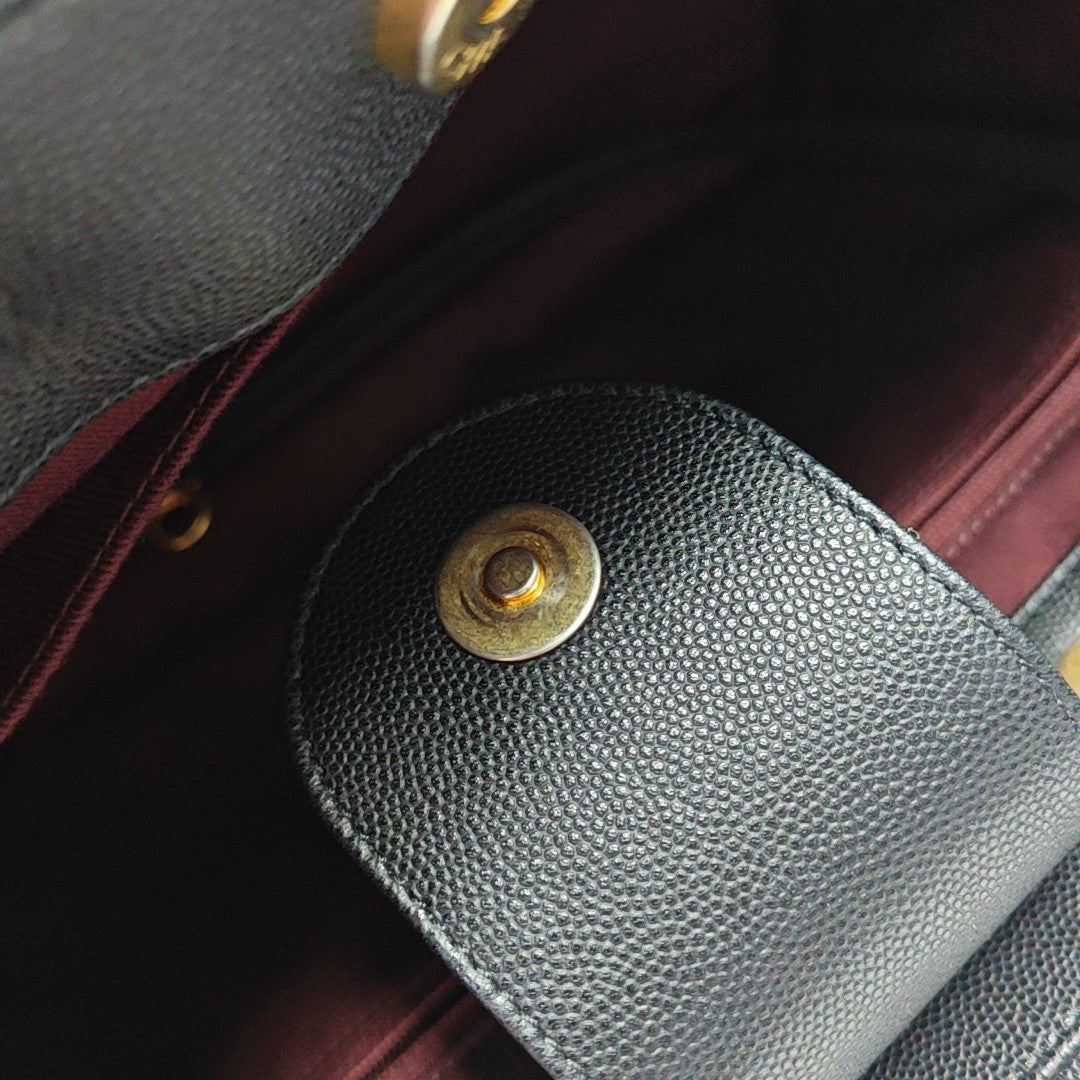 Quilted Grained Calfskin Tote Bag Black