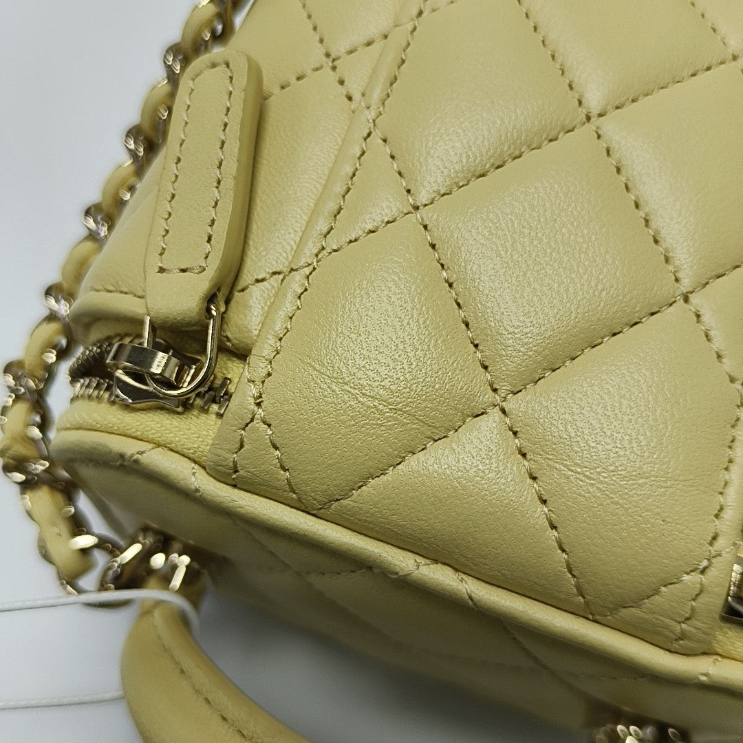 VANITY CASE Mini Quilted Lambskin Yellow