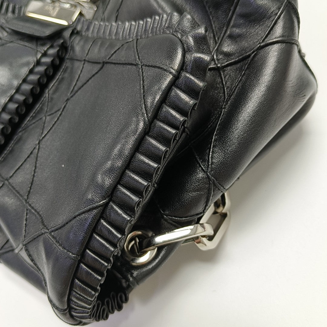 New Lock Cannage Calfskin Black