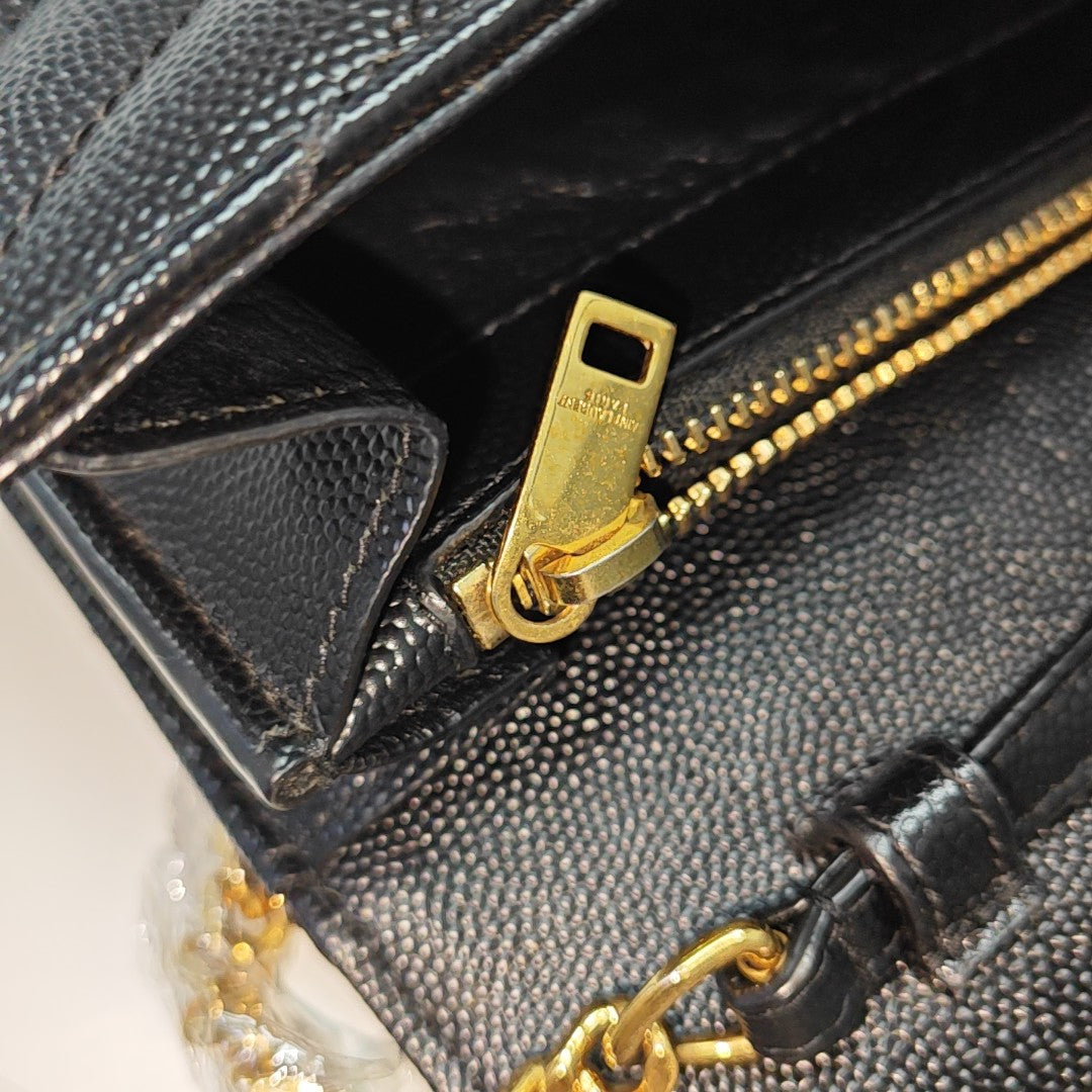 MONOGRAM Medium Chevron Calfskin Black