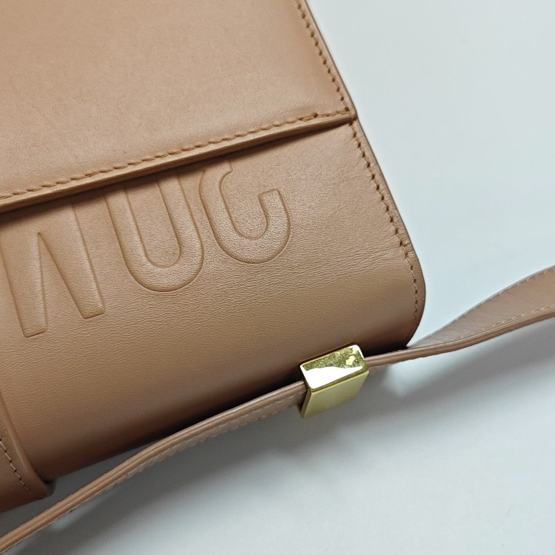 30 Montaigne Calfskin Pink
