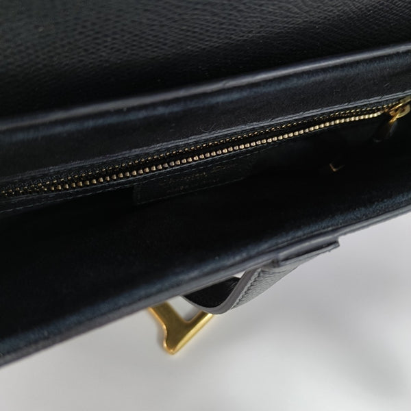 Saddle Medium Calfskin Black