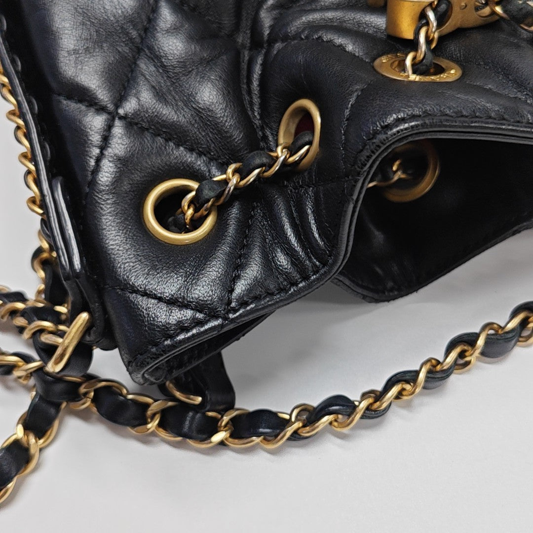 DRAWSTRING Large Quilted Lambskin Black