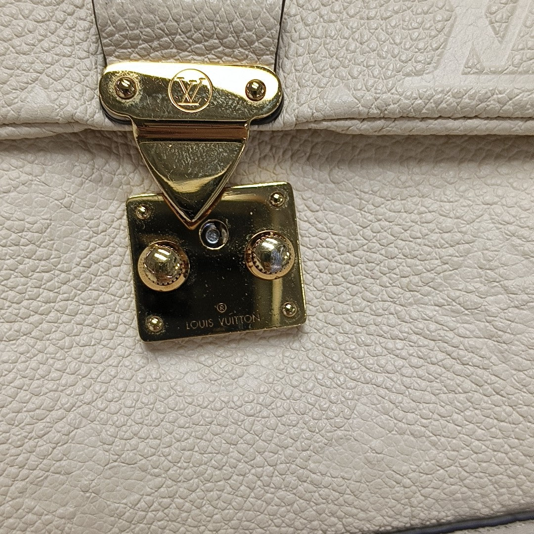 NANO MADELEINE Nano Monogram Calfskin Beige