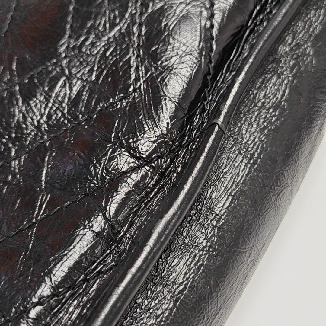 NIKI Medium Chevron Calfskin Black