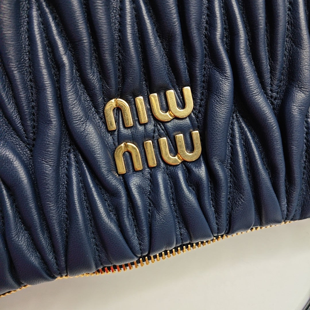 Matelassé Quilted Lambskin Blue
