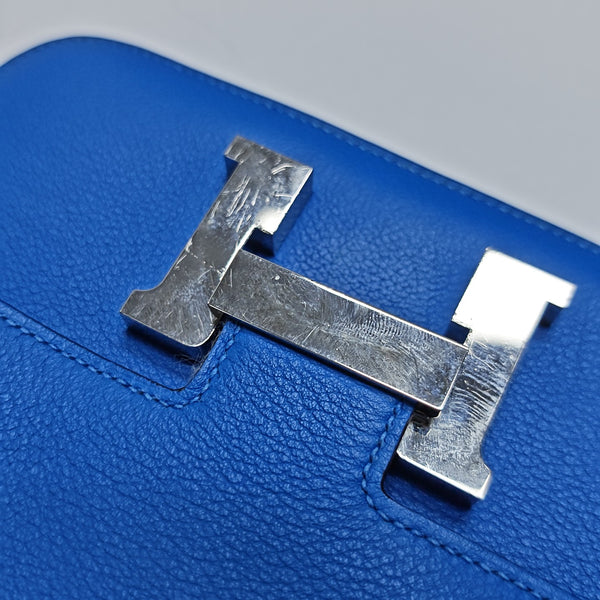 Constance 18 Evercolor Blue