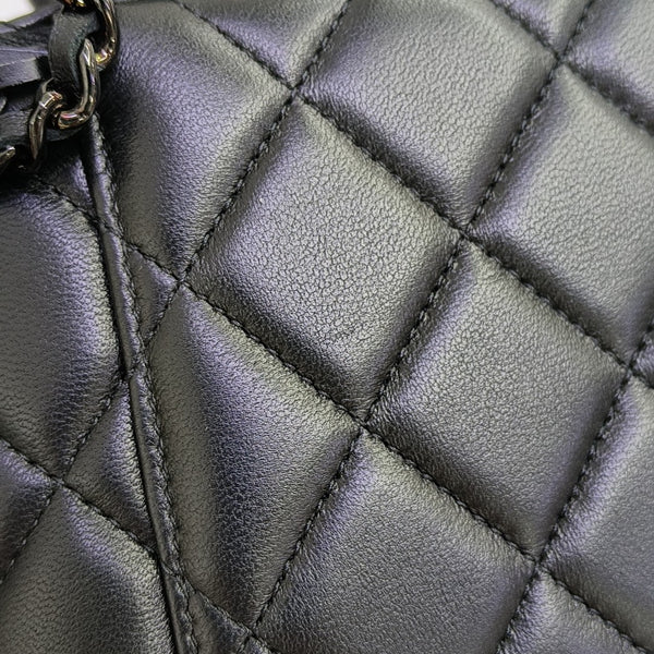 VINTAGE COSMETIC BAGS Quilted Lambskin Black