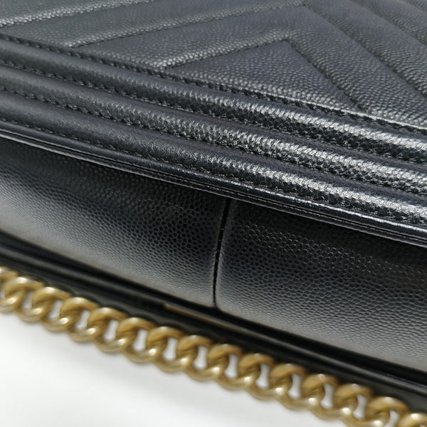 BOY CHANEL Medium Chevron Grained Calfskin Black