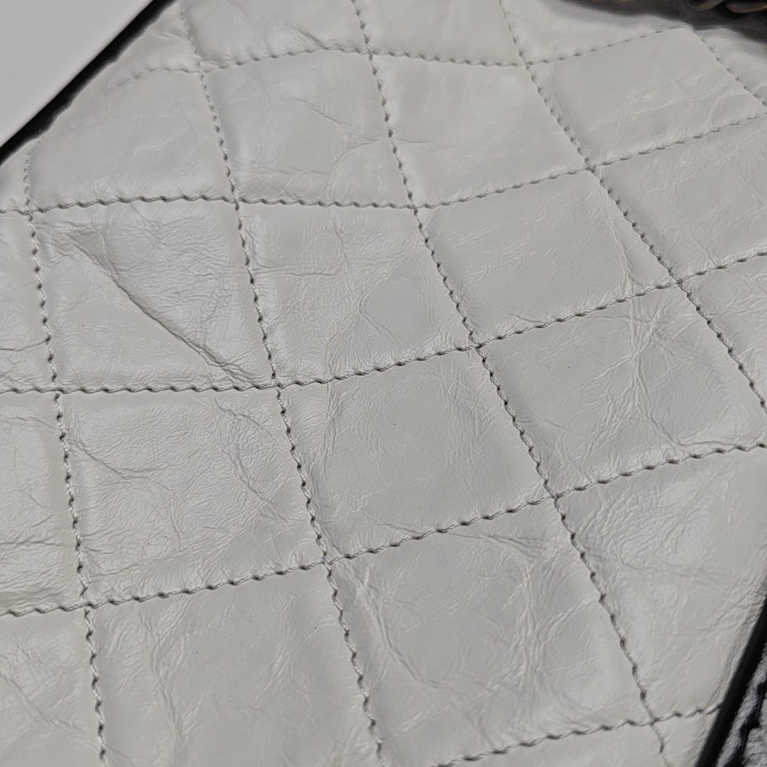 GABRIELLE Medium Quilted Calfskin White