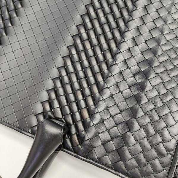 Calfskin Shoulder Bag Black