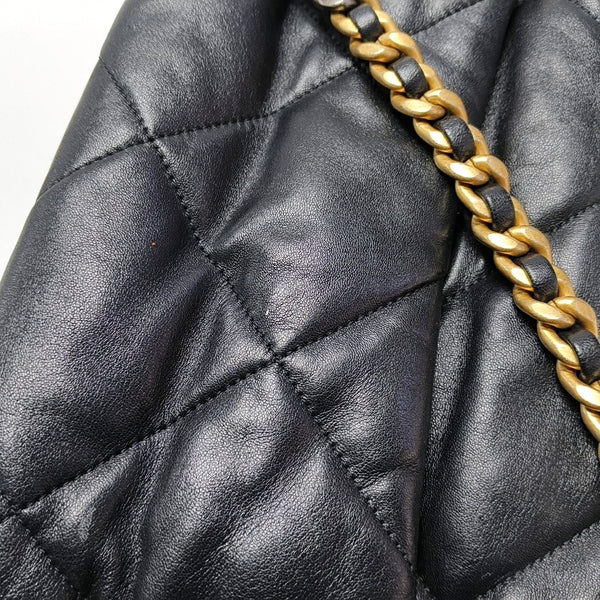 CHANEL 19 Large Quilted Lambskin Black