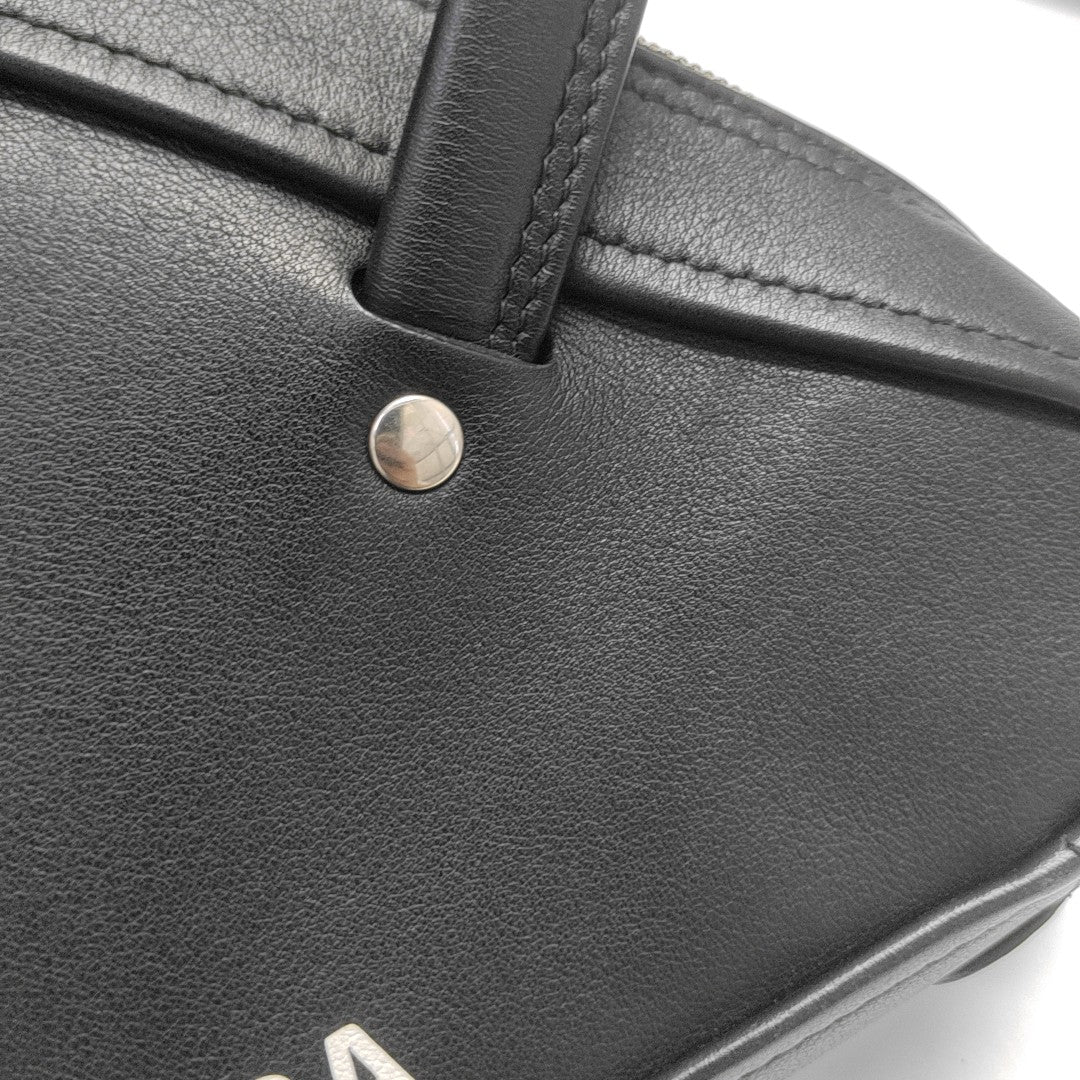 Triangle Calfskin Black