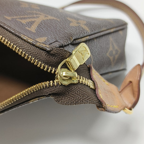 ACCESSOIRES GM Monogram Coated Canvas Brown