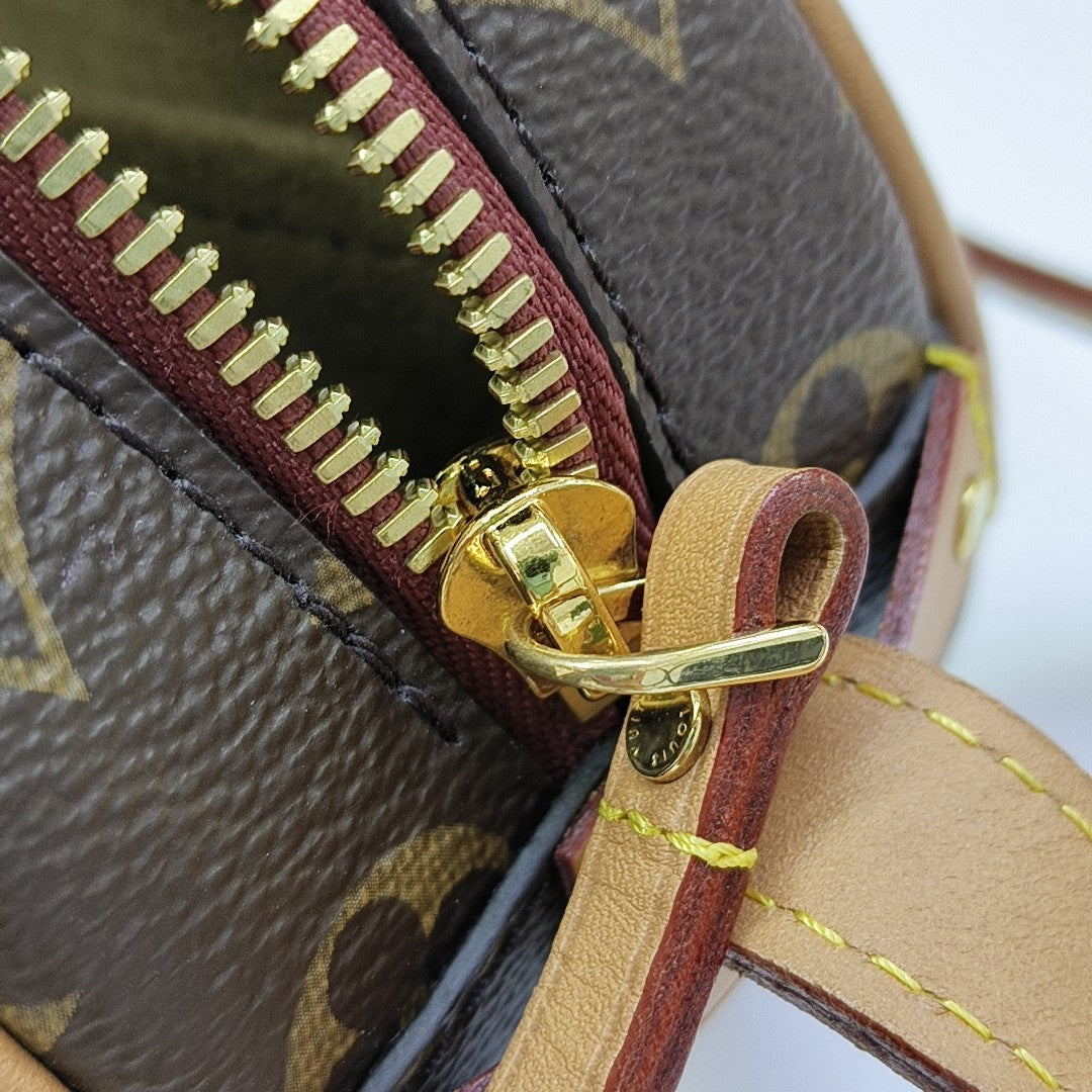 BOITE CHAPEAU PM Monogram Coated Canvas Brown