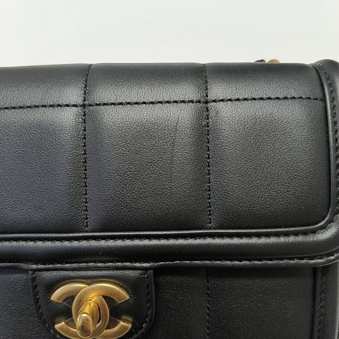 Quilted Calfskin Shoulder Bag Mini Black