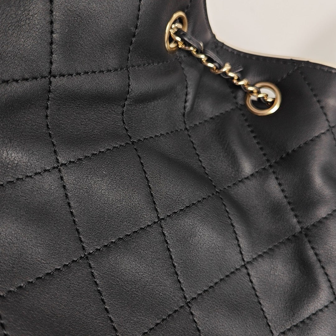 CHANEL 25 Small Quilted Calfskin Black
