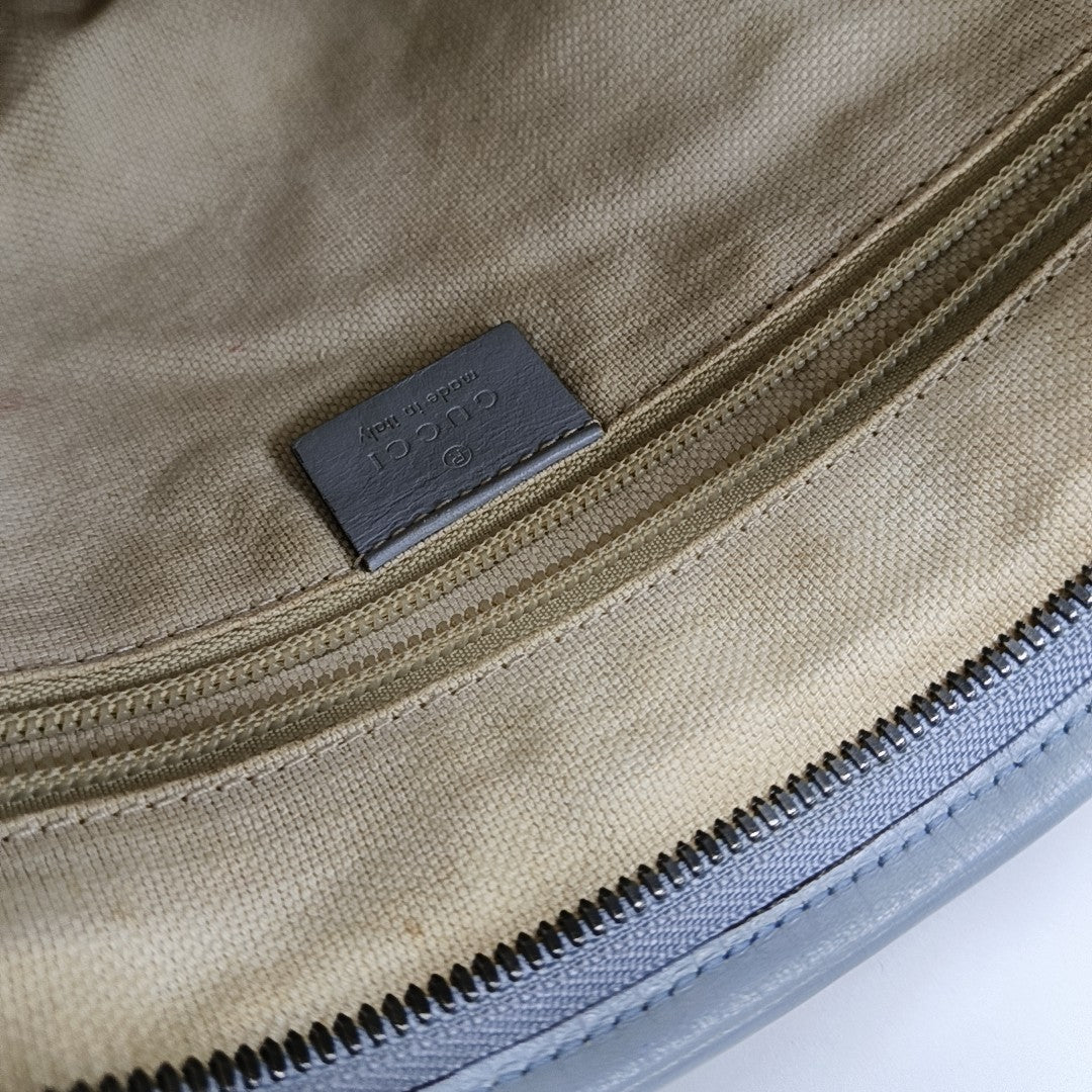 Canvas Blue